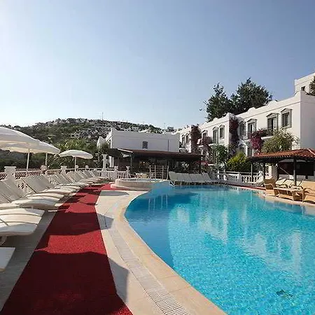 Maison 48 מלון דירות 4*