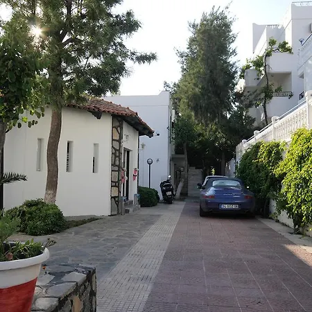 Maison 48 غومْبيت