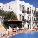 Maison 48 Lejlighedshotel